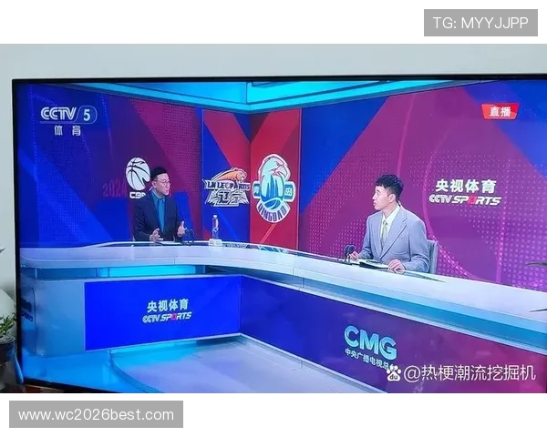 人人看球:专业解说员带你深入分析每场比赛的精彩瞬间与战术布局